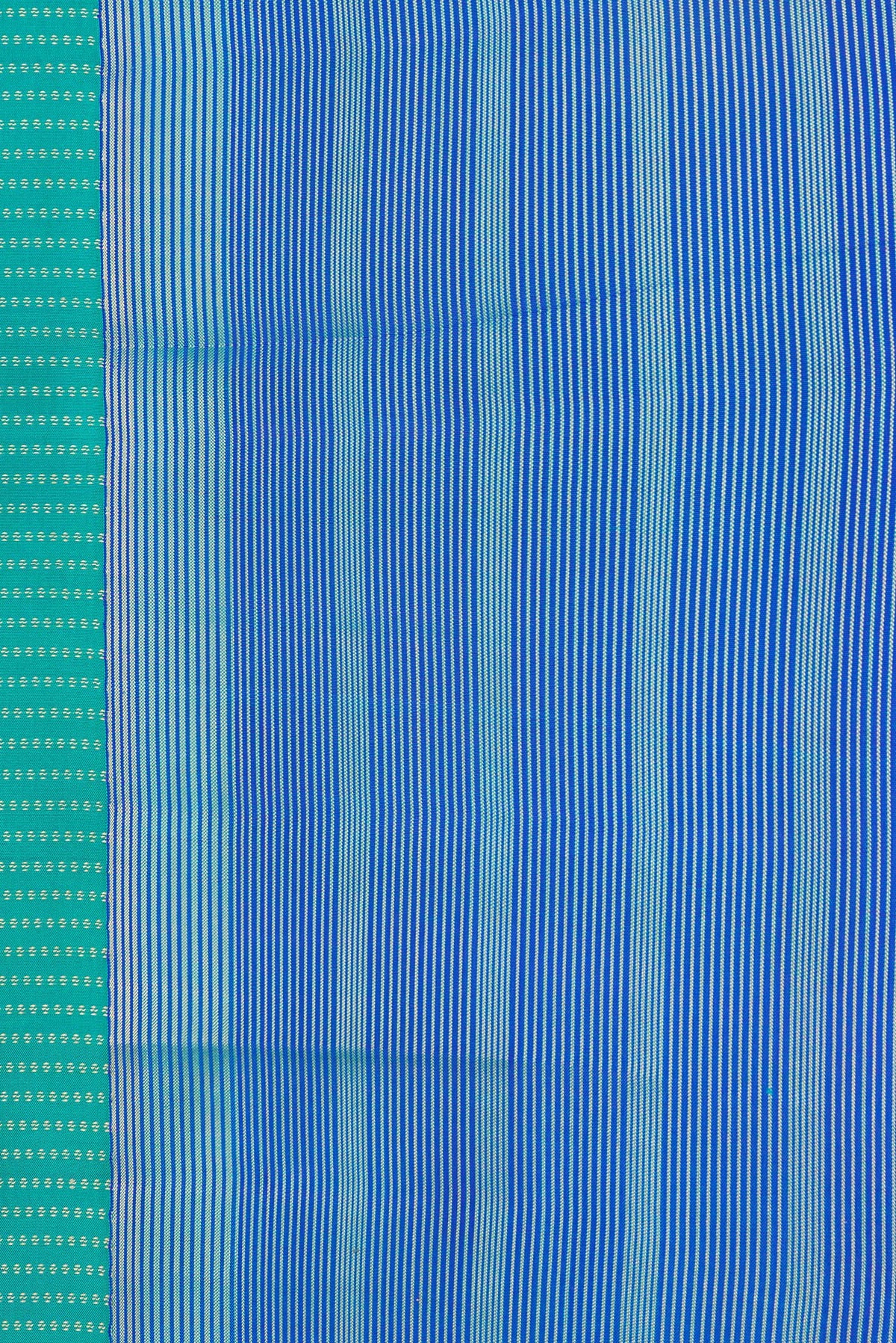 Border image of Green Dual Tone Kanchipuram Silk Saree with Stripes on the body and Zari Border. 