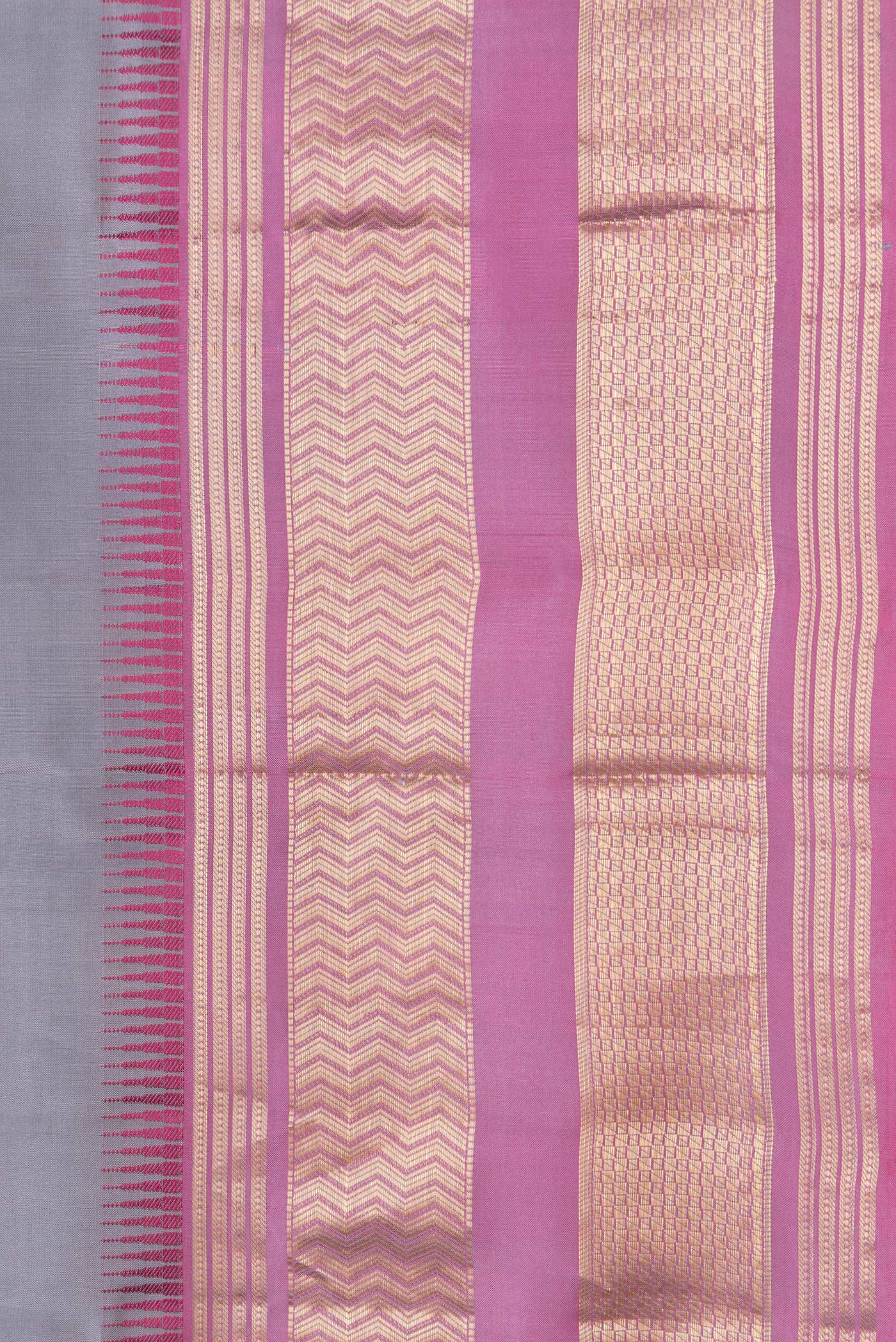 Border image of Grey Dual Tone Kanjivaram Silk Saree with Zari Butta on the body and Zari Border. 