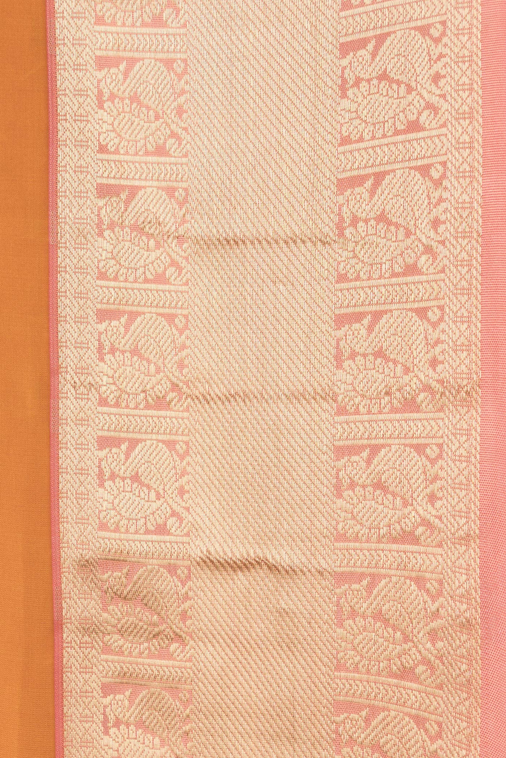 Border image of Mustard Dual Tone Kanchipuram Silk Saree with Zari Butta on the body and Zari Border. 