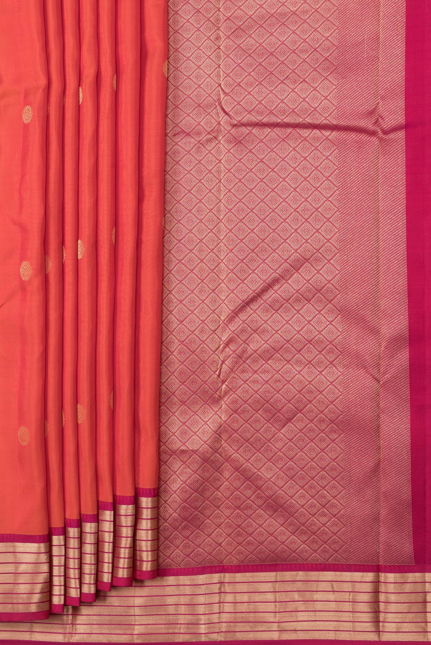 Pleats and pallu of Orange Dual Tone Kanchipuram Silk Saree with Zari Butta on the body and Zari Border. 