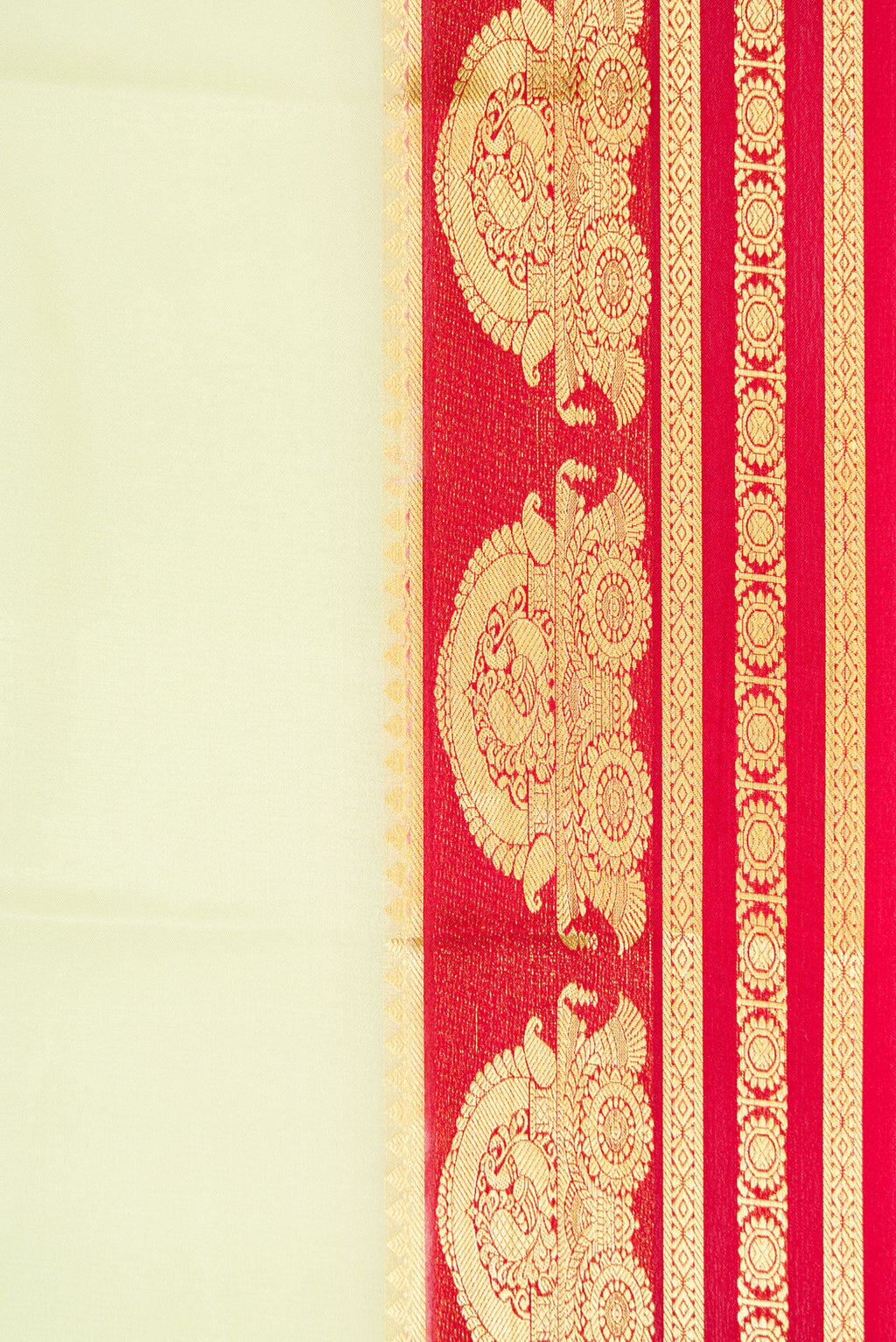 Border image of Pista Green Dual Tone Mysore Silk Saree with Plain Body and Fancy Border. 