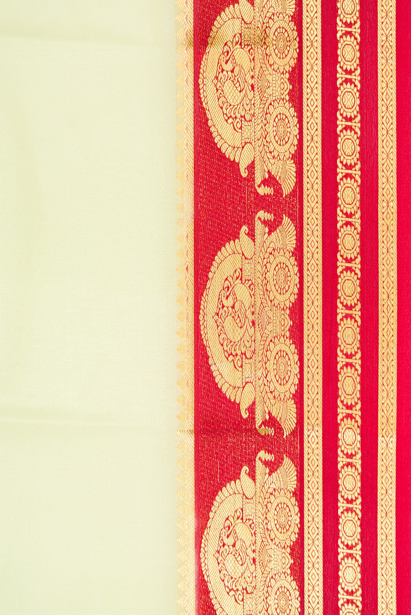 Border image of Pista Green Dual Tone Mysore Silk Saree with Plain Body and Fancy Border. 