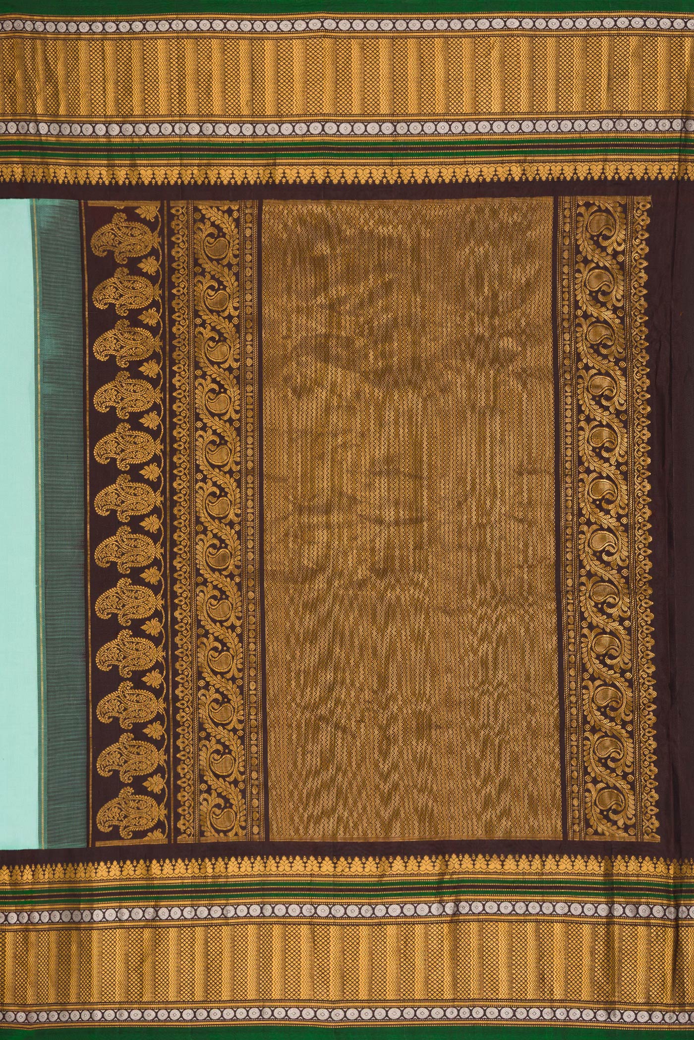 Close up image of the pallu of Sky Blue Dual Tone Gadwal Silk Saree with Zari Butta on the body and Zari Border. 