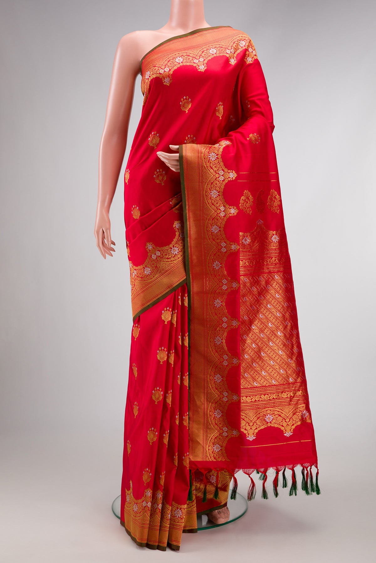 Pure Silk Pure Zari Red Dual Tone Gadwal Saree with Zari Butta on the body and Zari Border.  displayed on a mannequin