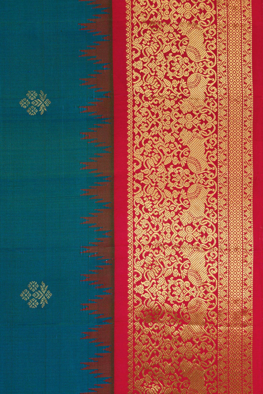 Border image of Peacock Blue Dual Tone Gadwal Silk Saree with Zari Butta on the body and Zari Border. 