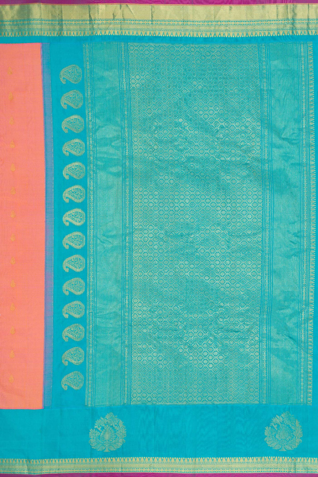 Close up image of the pallu of Golden Peach Dual Tone Gadwal Silk Saree with Zari Butta on the body and Fancy Border. 