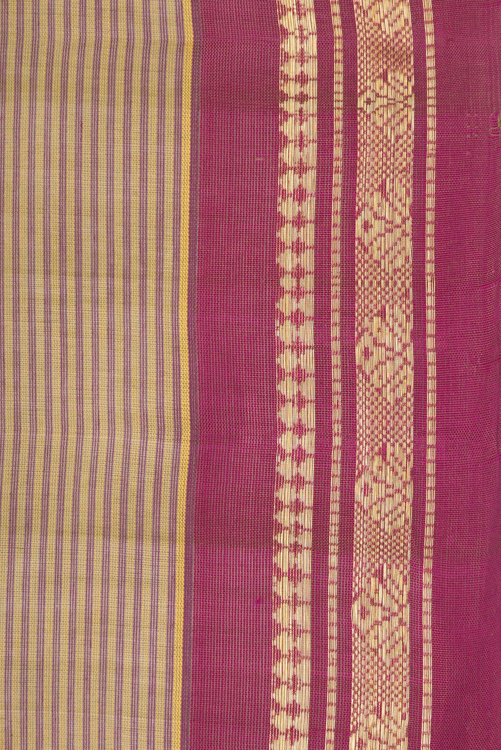 Border image of Mehandi Green Dual Tone Gadwal Silk Saree with Stripes on the body and Zari Border. 