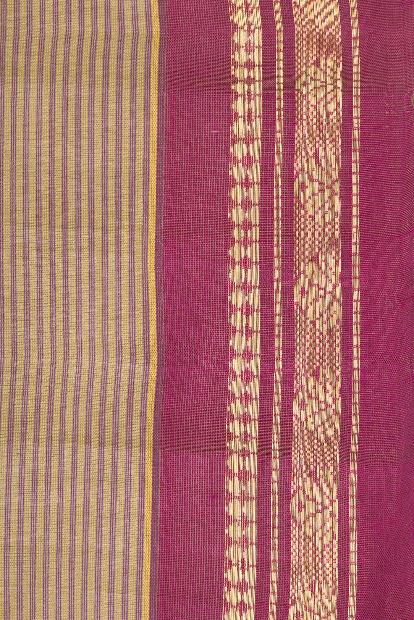 Border image of Mehandi Green Dual Tone Gadwal Silk Saree with Stripes on the body and Zari Border. 