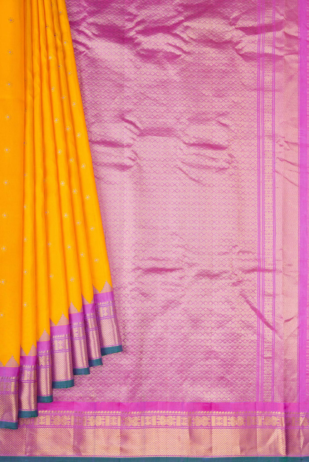 Pleats and pallu of Mustard Dual Tone Gadwal Silk Saree with Zari Butta on the body and Zari Border. 