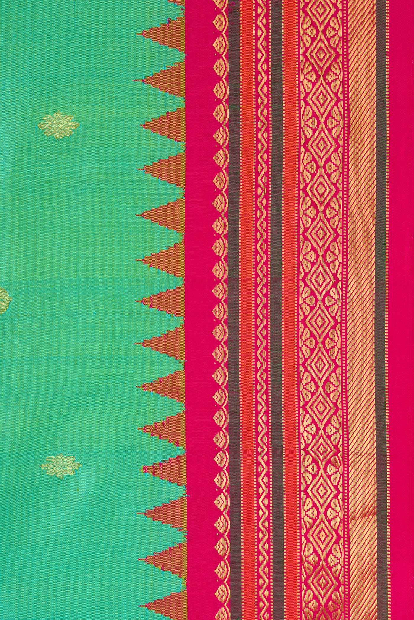 Border image of Light Green Dual Tone Gadwal Silk Saree with Zari Butta on the body and Zari Border. 
