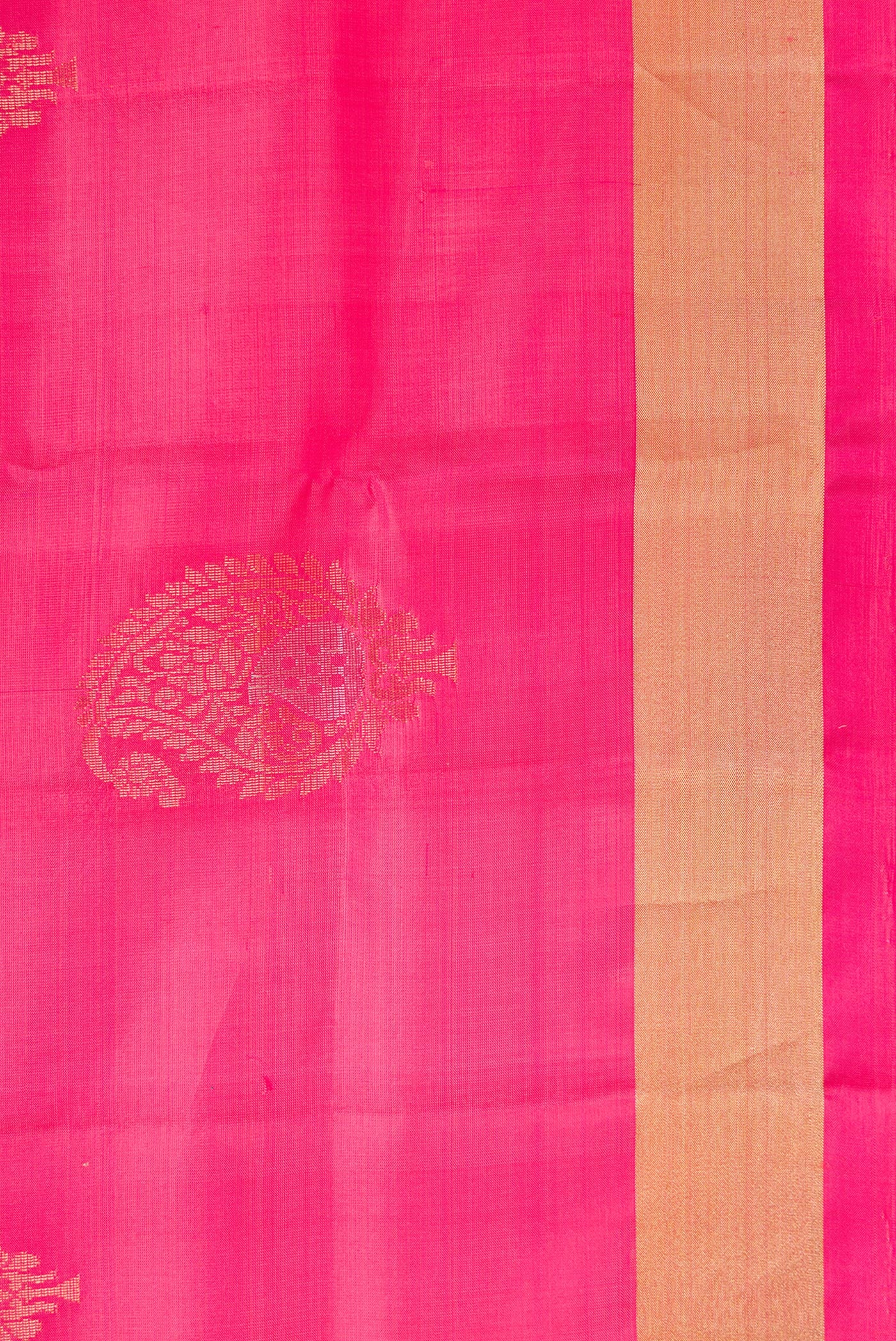 Border image of Pink Dual Tone Soft Silk Saree with Zari Butta on the body and Zari Border. 