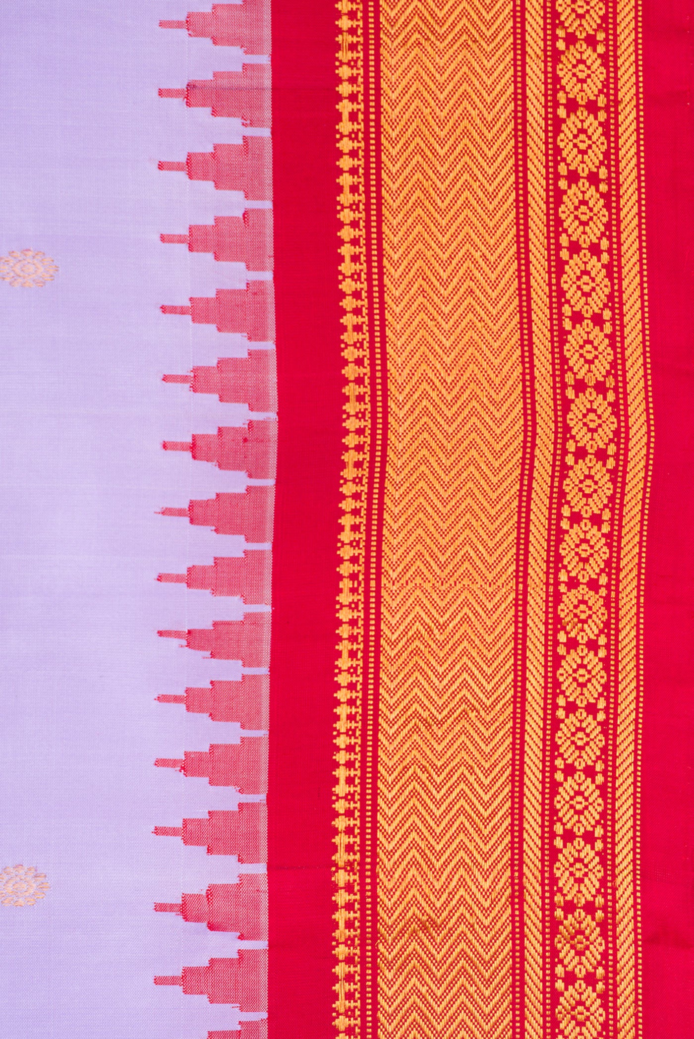 Border image of Lavender Dual Tone Gadwal Silk Saree with Zari Butta on the body and Zari Border. 