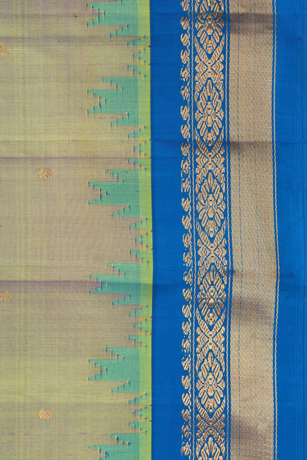 Border image of Mehandi Green Dual Tone Gadwal Silk Saree with Zari Butta on the body and Zari Border. 