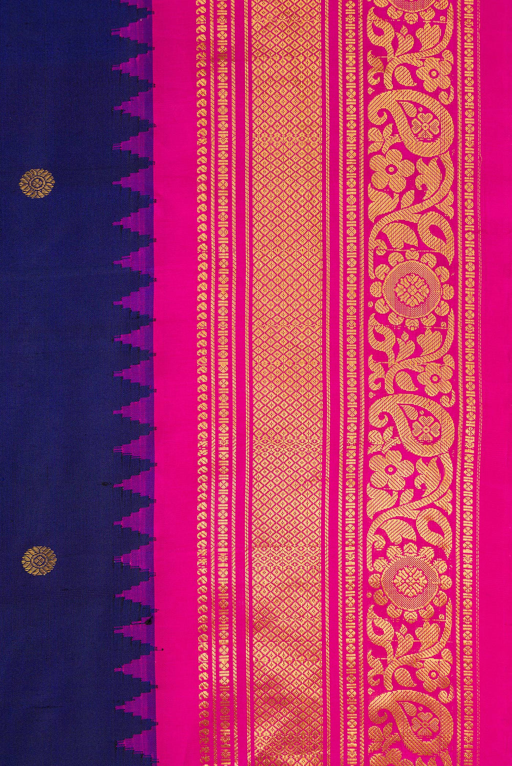 Border image of Navy Blue Dual Tone Gadwal Silk Saree with Zari Butta on the body and Zari Border. 