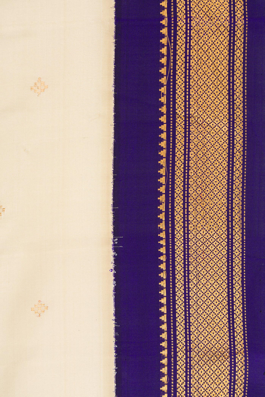 Border image of Sandal Dual Tone Gadwal Silk Saree with Zari Butta on the body and Zari Border. 