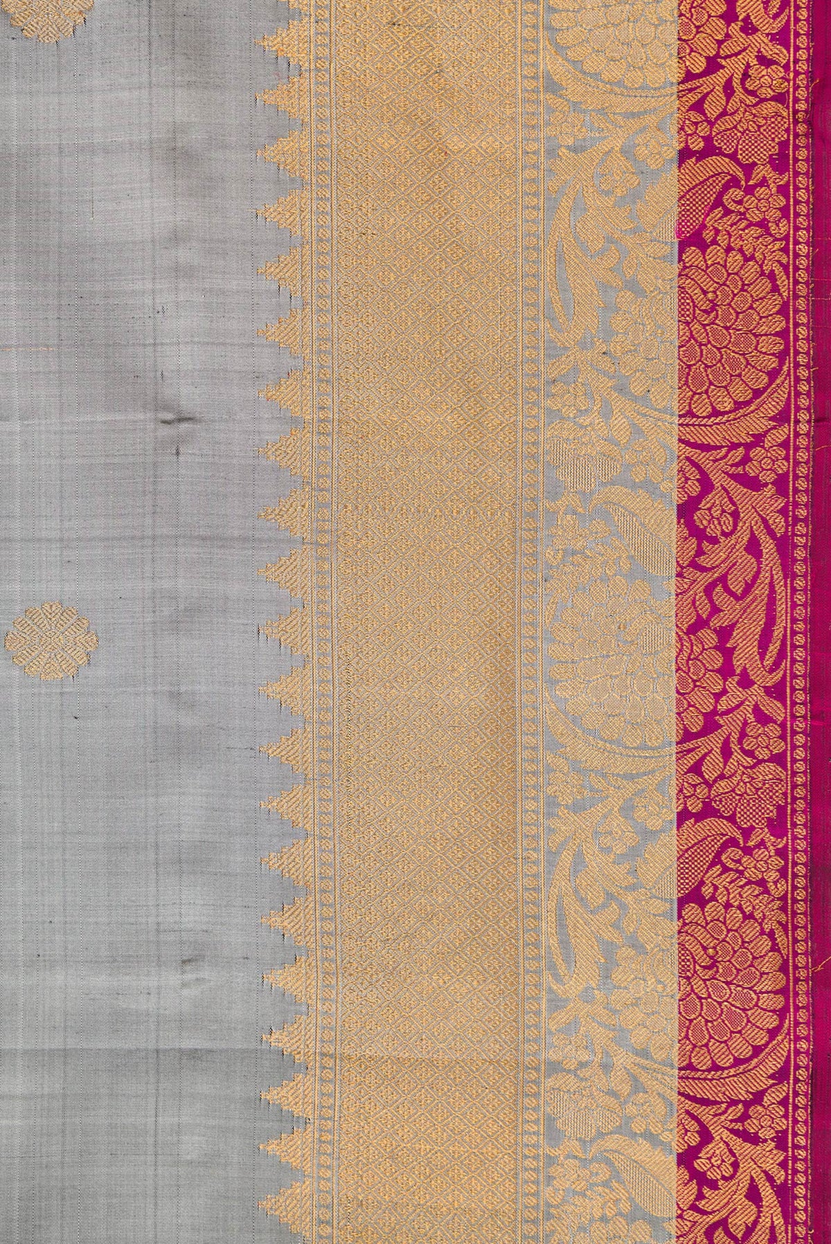 Border image of Grey Dual Tone Gadwal Silk Saree with Zari Butta on the body and Zari Border. 