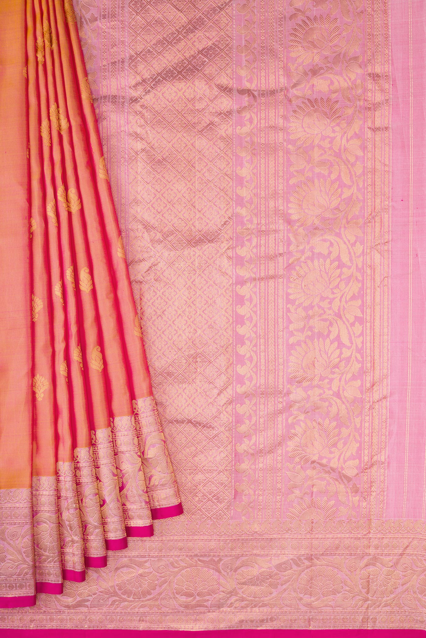 Pleats and pallu of Coral Dual Tone Gadwal Silk Saree with Zari Butta on the body and Zari Border. 