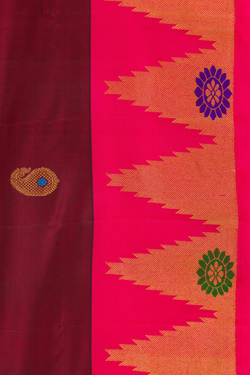Border image of Maroon Dual Tone Gadwal Silk Saree with Zari And Thread Butta on the body and Zari Border. 