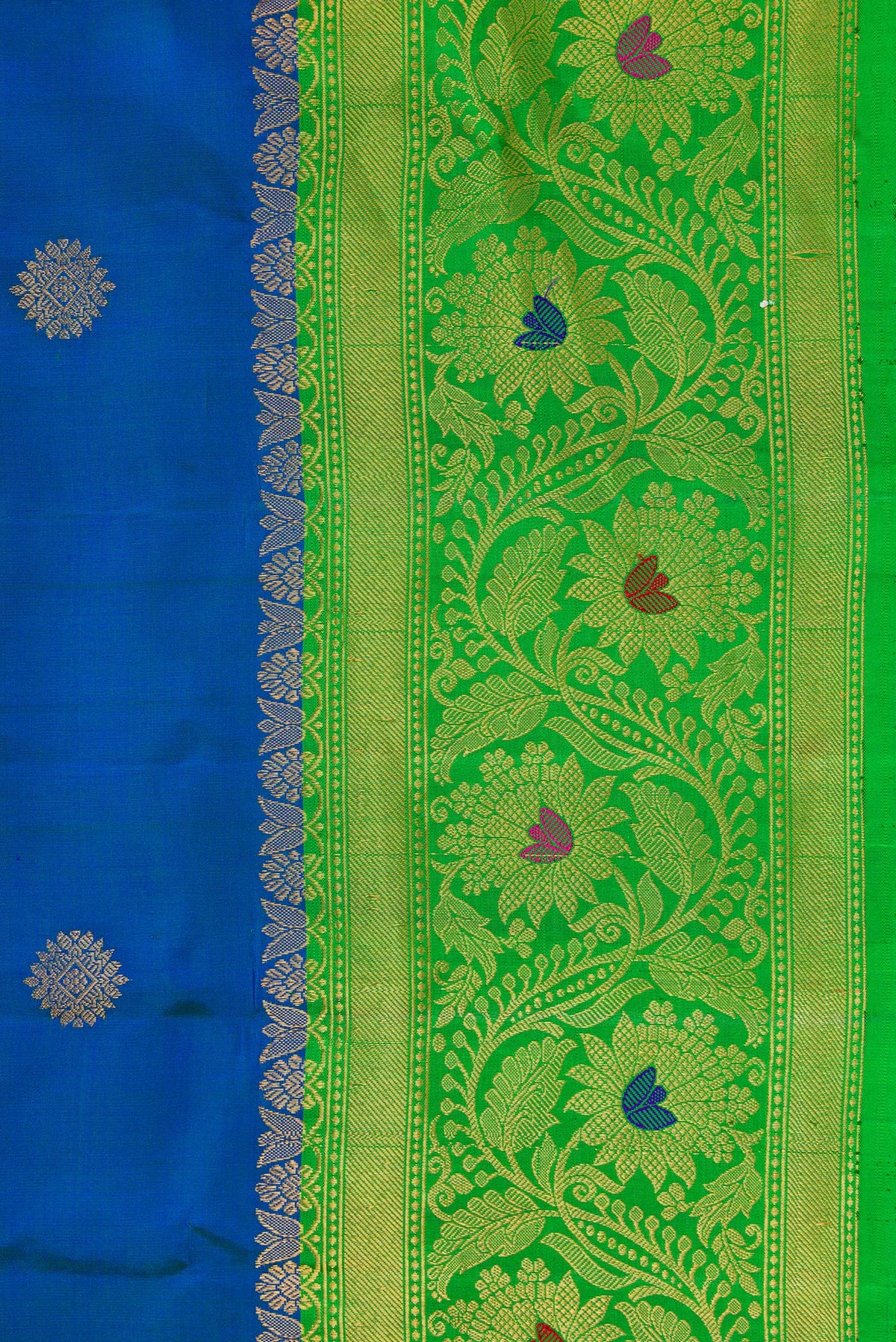 Border image of Peacock Blue Dual Tone Gadwal Silk Saree with Zari Butta on the body and Zari Border. 