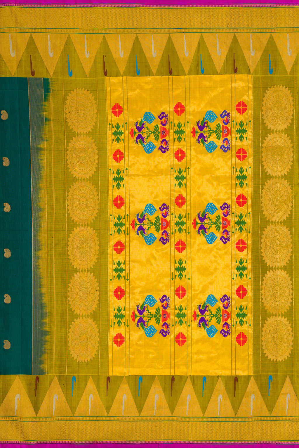 Close up image of the pallu of Green Dual Tone Gadwal Silk Saree with Zari Butta on the body and Paithani Border. 