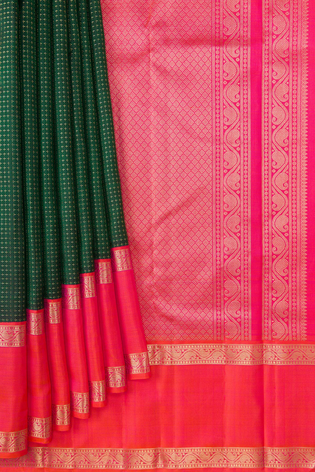 Pleats and pallu of Bottle Green Dual Tone Kanjivaram Silk Saree with Checked design on the body and Zari Border. 