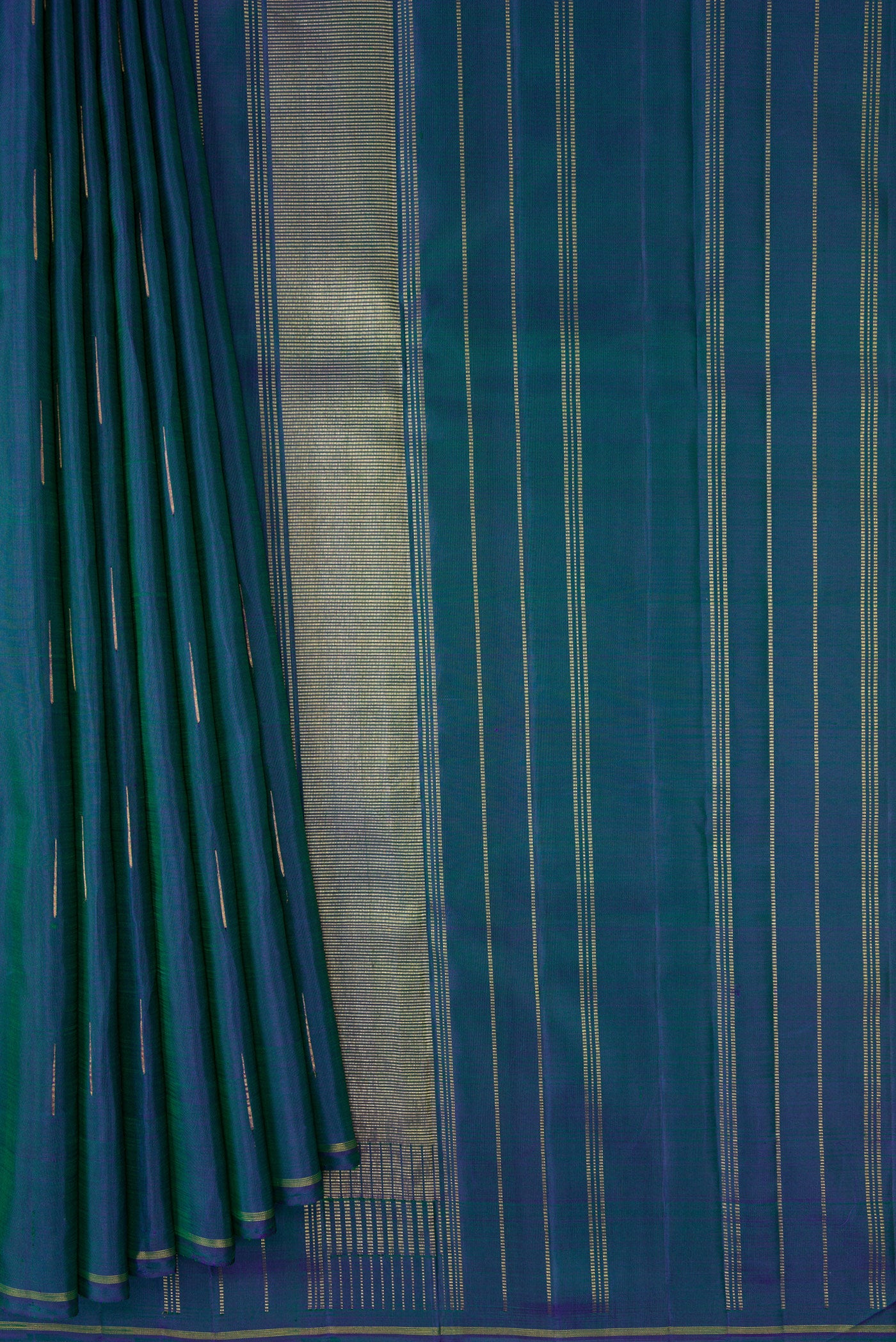 Pleats and pallu of Peacock Blue Dual Tone Kanjivaram Silk Saree with Zari Butta on the body and Thin Zari Line. 