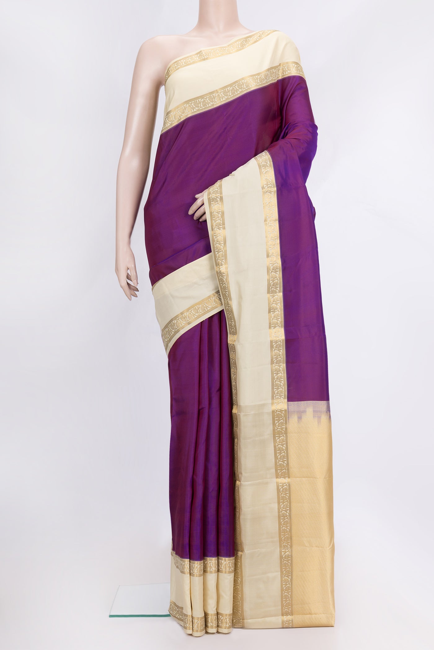 Purple Dual Tone Kanchipuram Silk Saree with Zari Butta on the body and Zari Border.  displayed on a mannequin