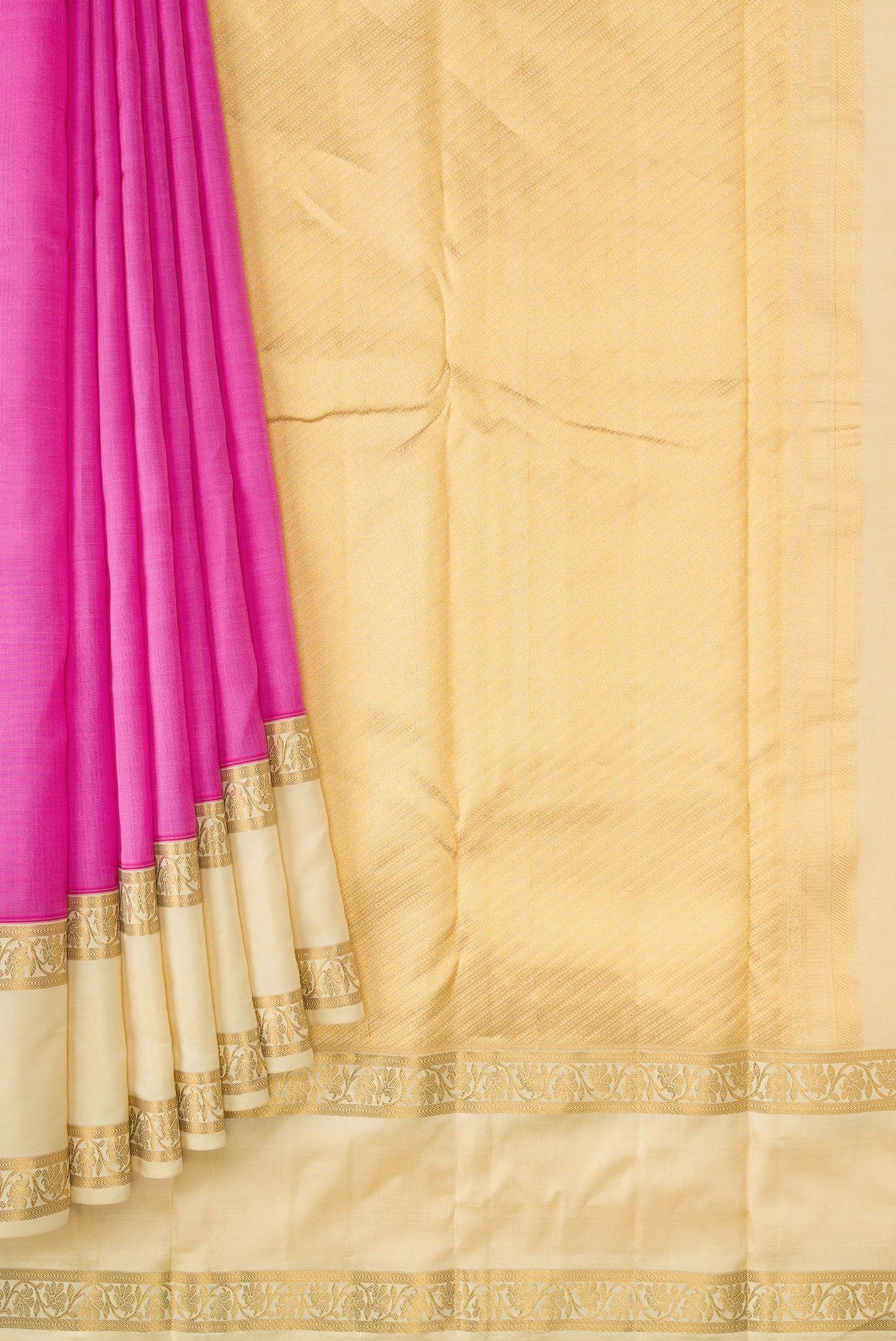 Pleats and pallu of Pink Dual Tone Kanchipuram Silk Saree with Plain Body and Zari Border. 