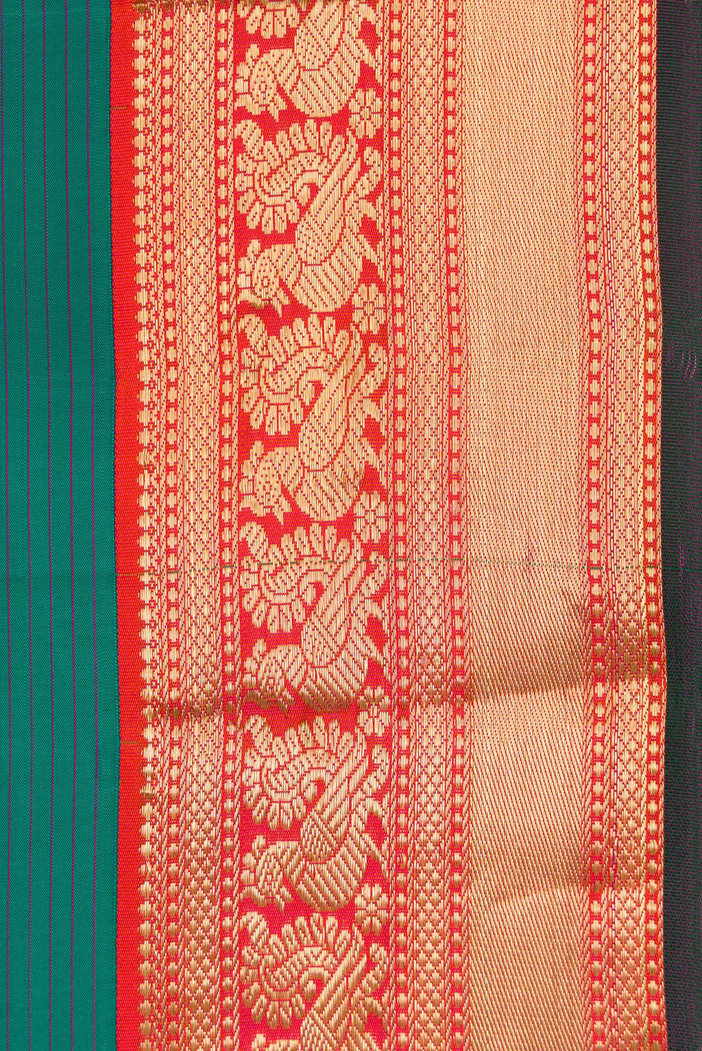 Border image of Green Dual Tone Kanchipuram Silk Saree with Stripes on the body and Zari Border. 