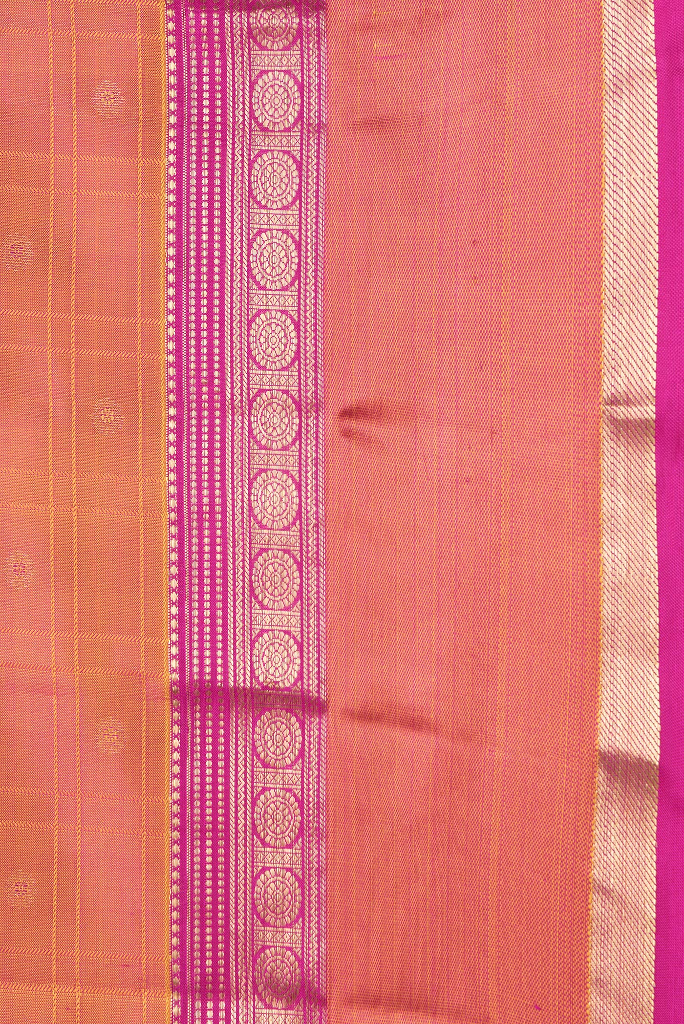 Border image of Coral Dual Tone Kanchipuram Silk Saree with Checked design on the body and Zari Border. 