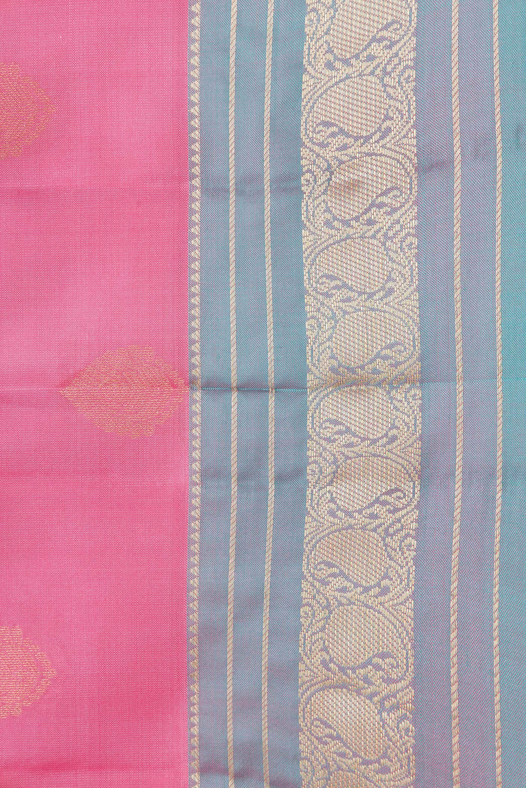 Border image of Pink Dual Tone Kanchipuram Silk Saree with Zari Butta on the body and Zari Border. 