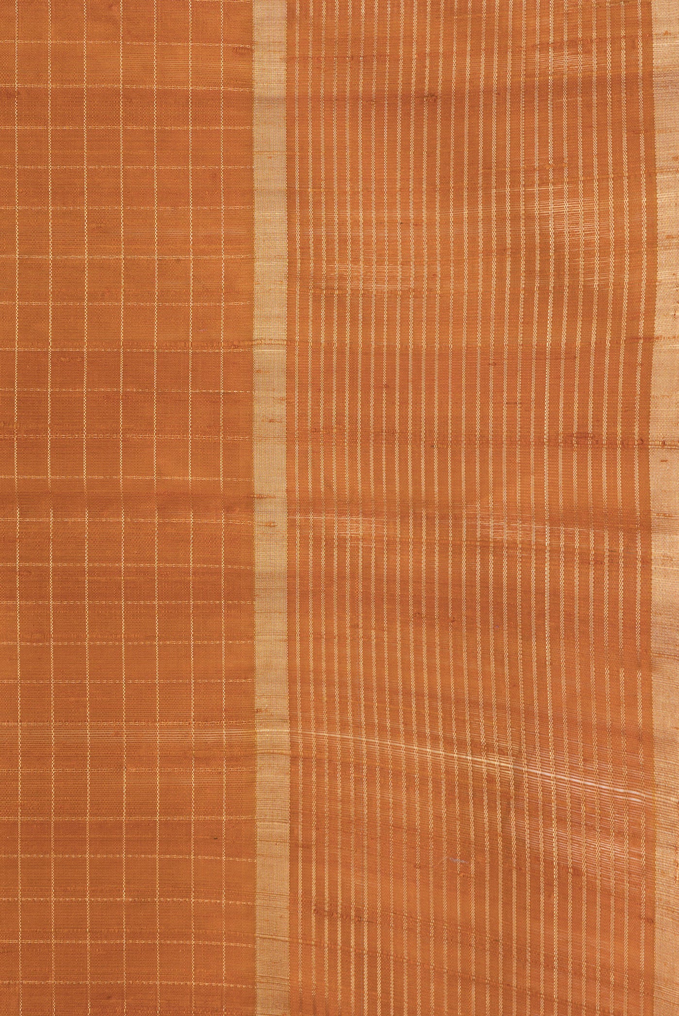 Border image of Mustard Dual Tone Raw Silk Saree with Checked design on the body and Zari Border. 