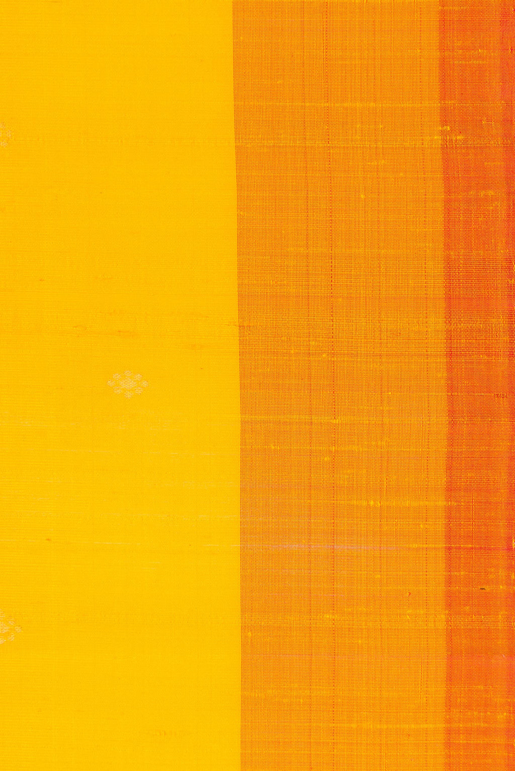 Border image of Yellow Dual Tone Raw Silk Saree with Zari Butta on the body and Plain Border. 