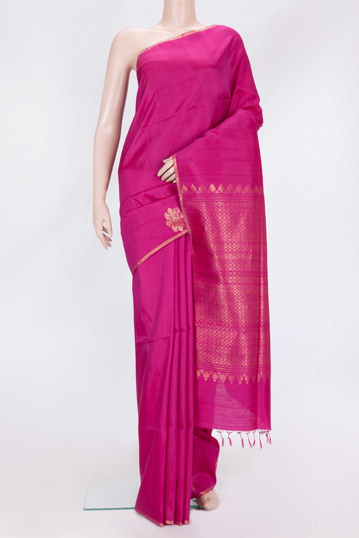 Pink Dual Tone Raw Silk Saree with Plain Body and Fancy Border.  displayed on a mannequin