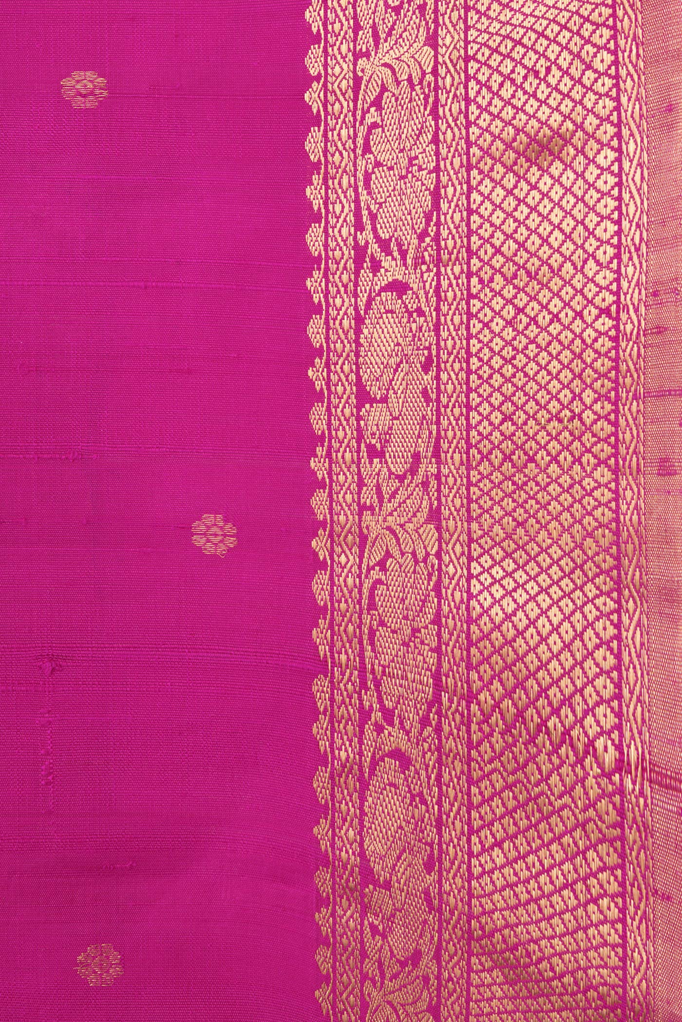 Border image of Pink Dual Tone Raw Silk Saree with Zari Butta on the body and Zari Border. 