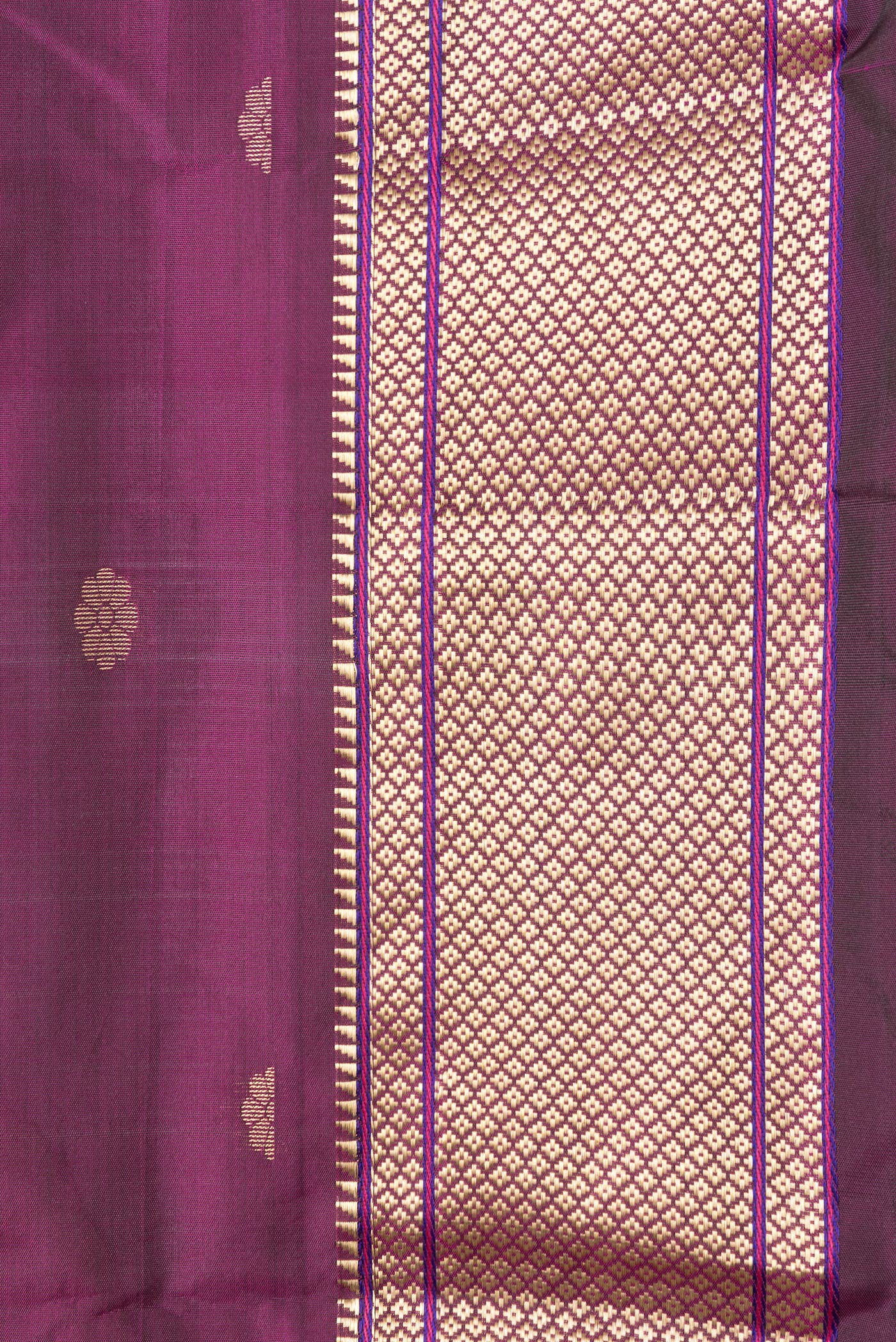 Border image of Magenta Dual Tone Blended Paithani Silk Saree with Zari Butta on the body and Zari Border. 
