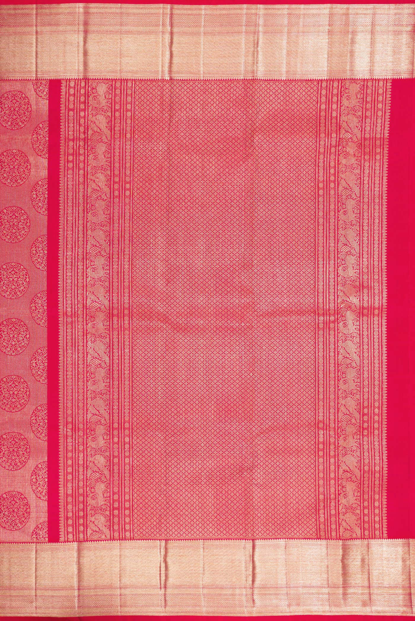 Close up image of the pallu of Pink Dual Tone Kanchipuram Silk Saree with Zari Brocade on the body and Zari Border. 