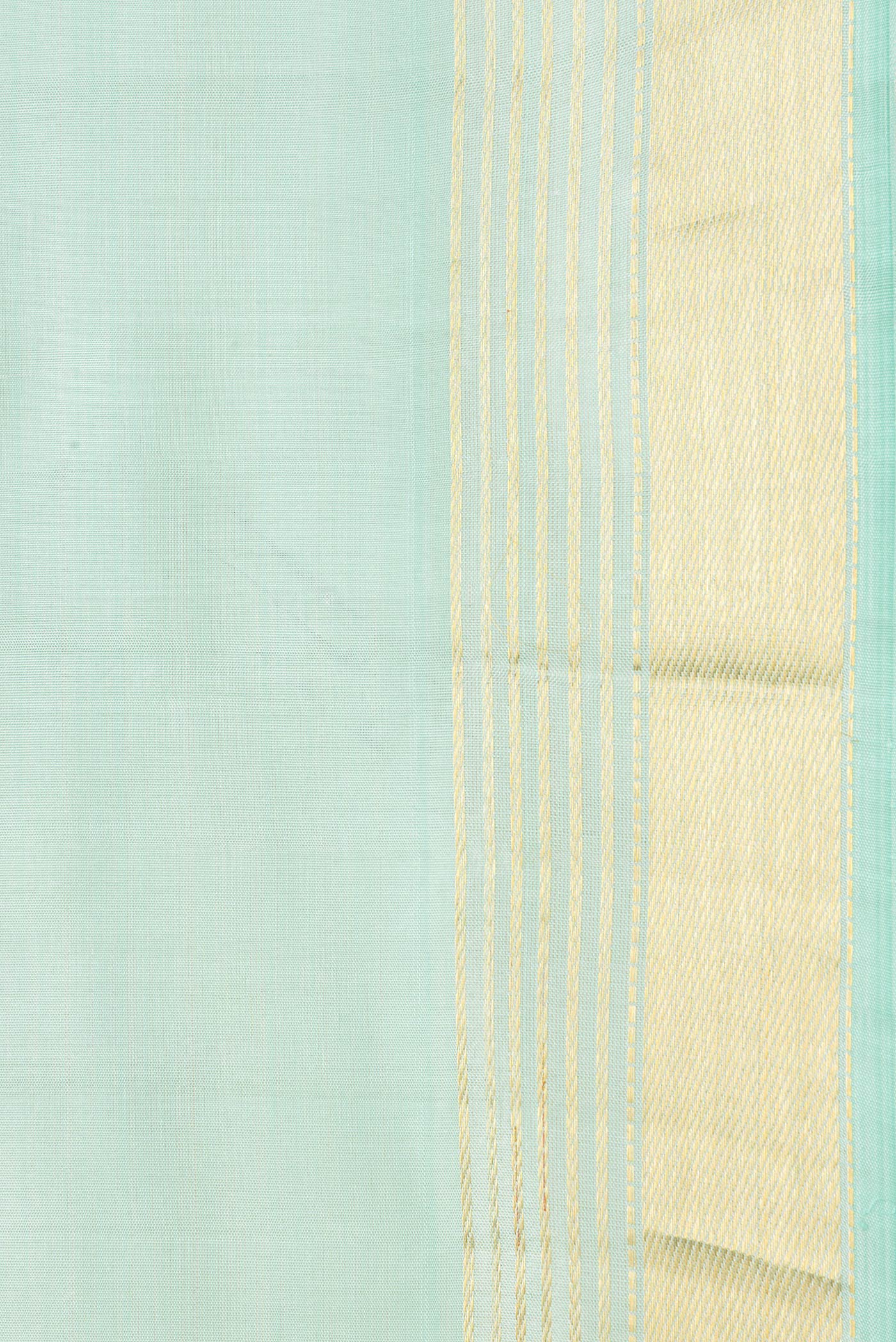 Border image of Sea Green Dual Tone Kanjivaram Silk Saree with Plain Body and Zari Border. 