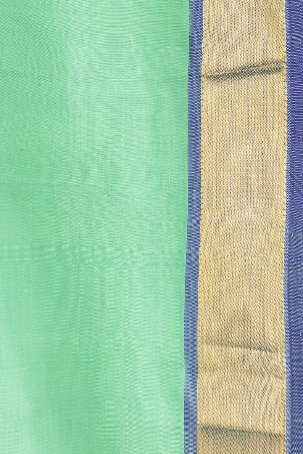 Border image of Sea Green Dual Tone Kanjivaram Silk Saree with Plain Body and Zari Border. 