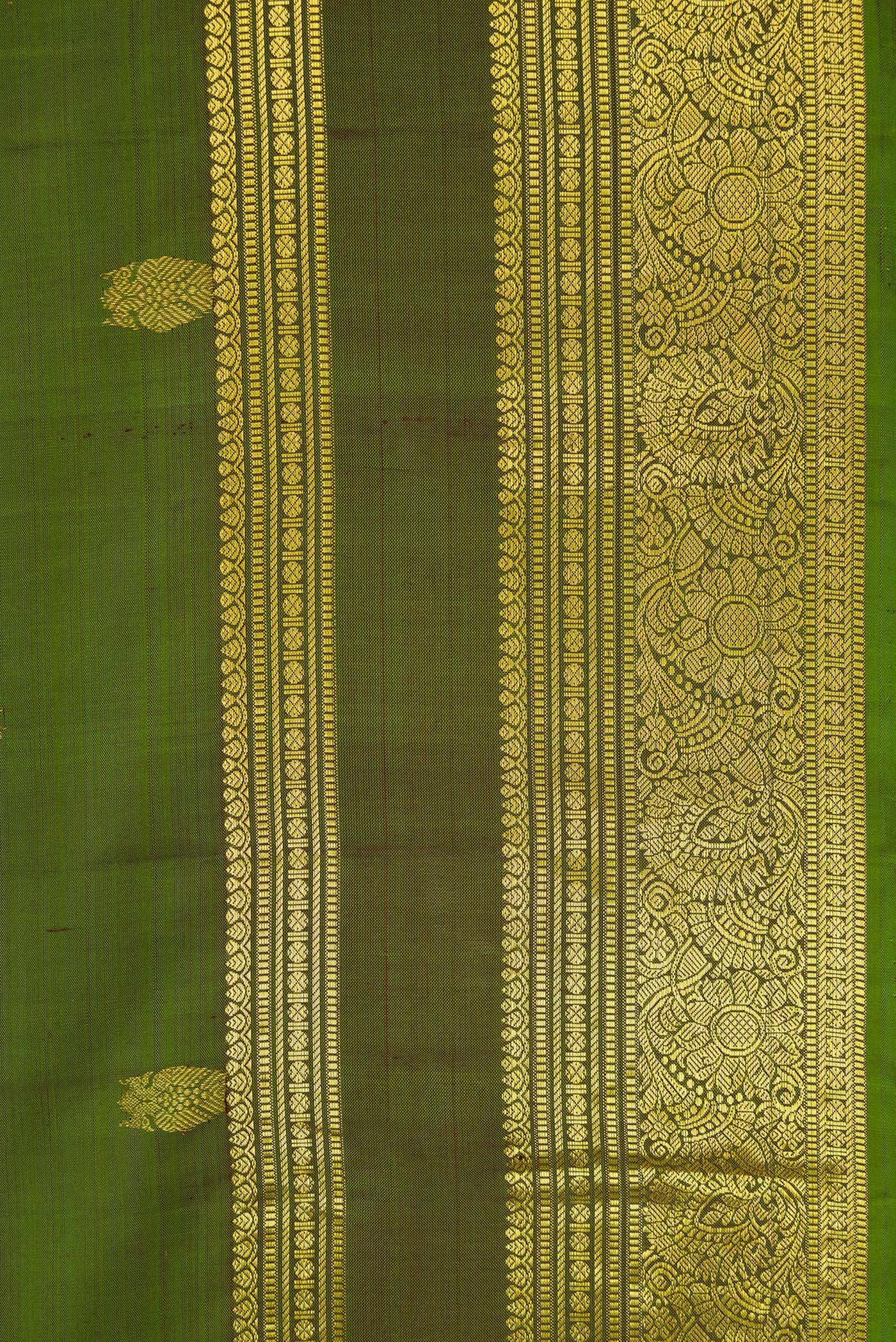 Border image of Green Dual Tone Kanjivaram Silk Saree with Zari Butta on the body and Zari Border. 