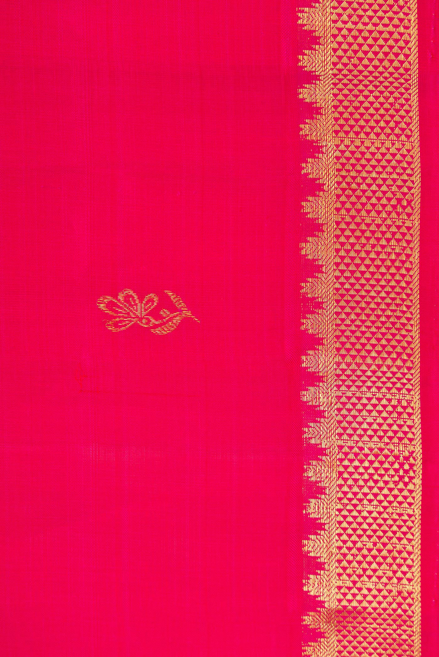 Border image of Pink Dual Tone Kanjivaram Silk Saree with Zari Butta on the body and Zari Border. 