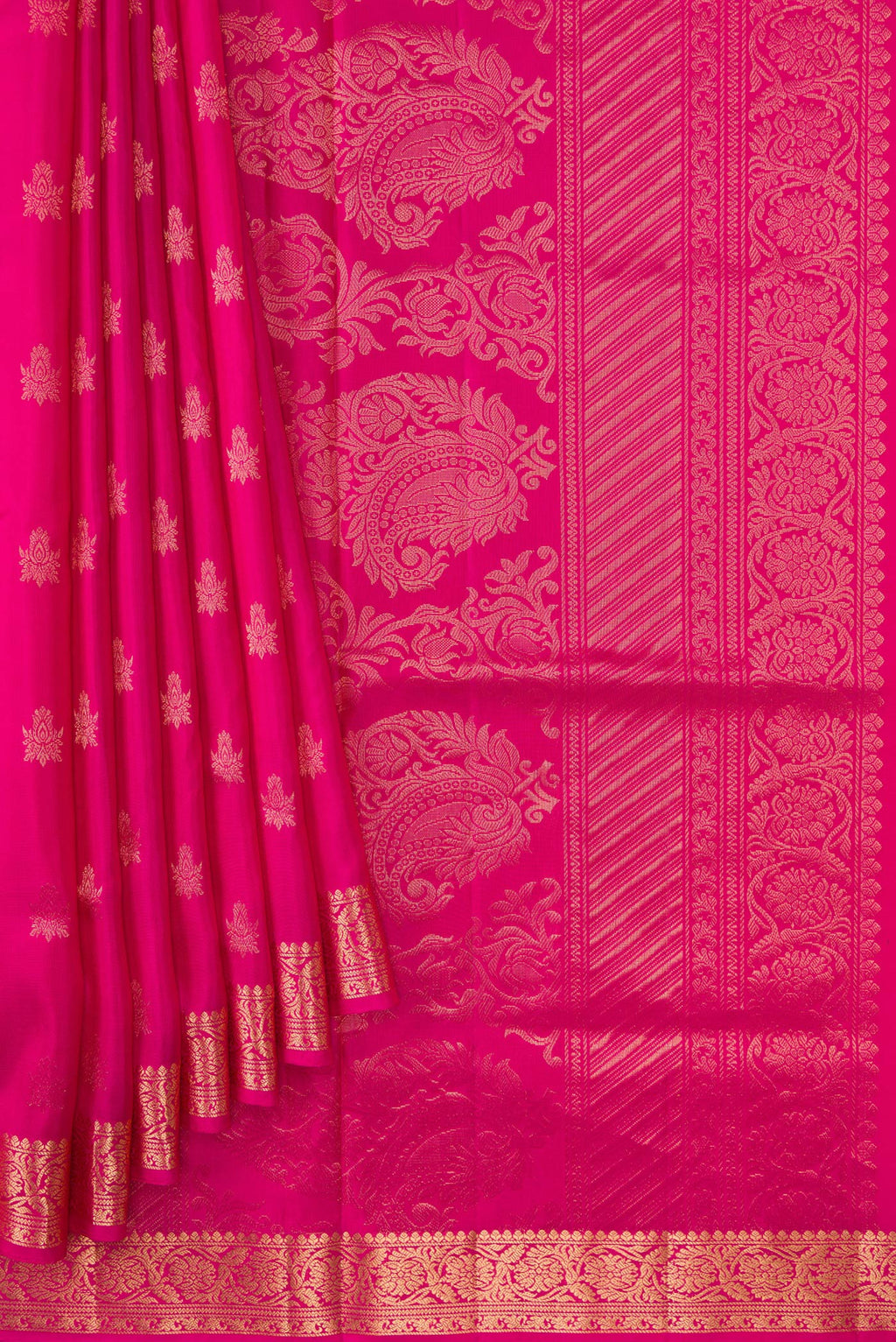 Pleats and pallu of Pink Dual Tone Soft Silk Saree with Zari Butta on the body and Zari Border. 