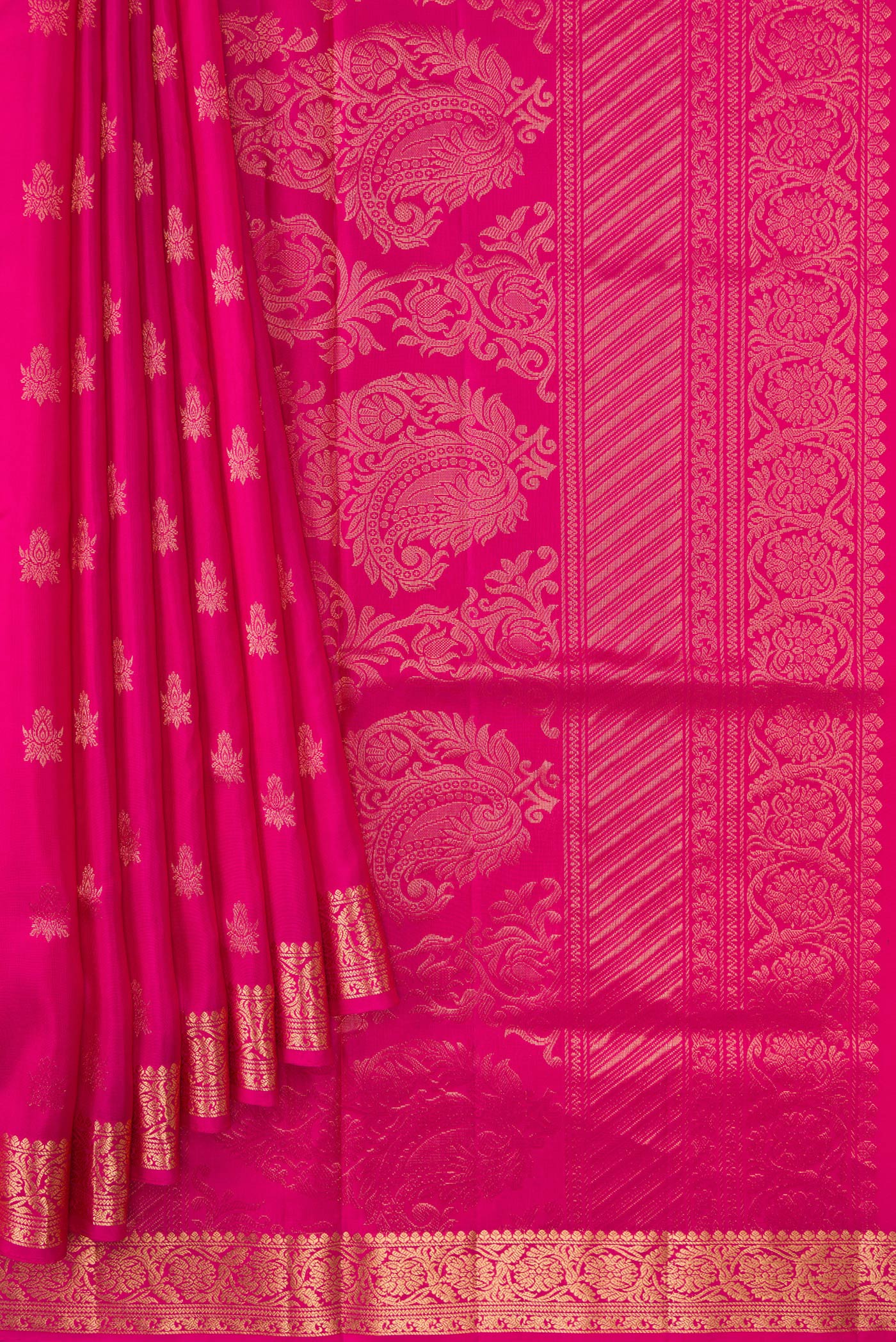 Pleats and pallu of Pink Dual Tone Soft Silk Saree with Zari Butta on the body and Zari Border. 