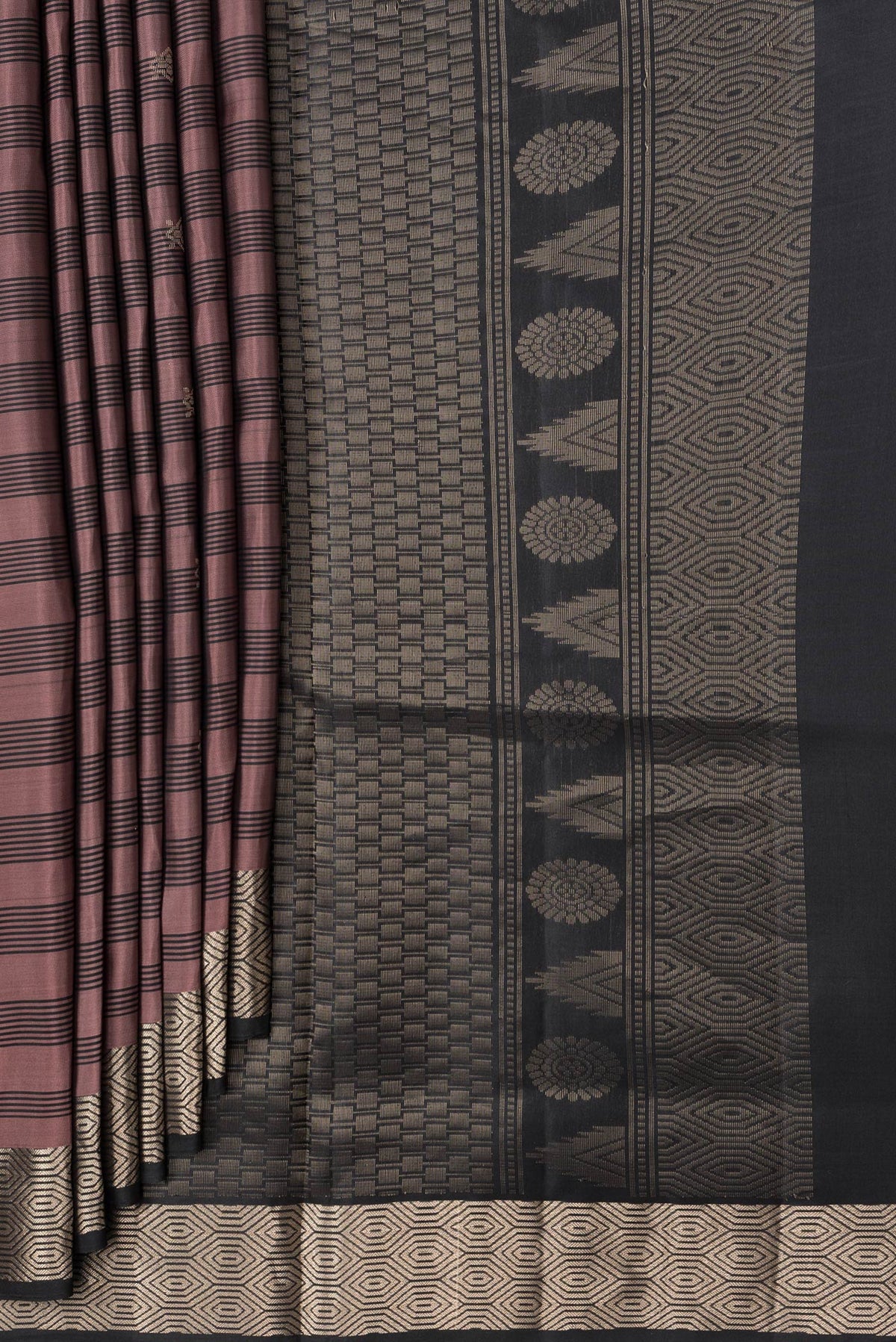 Pleats and pallu of Rose Gold Dual Tone Soft Silk Saree with Zari Butta on the body and Zari Border. 