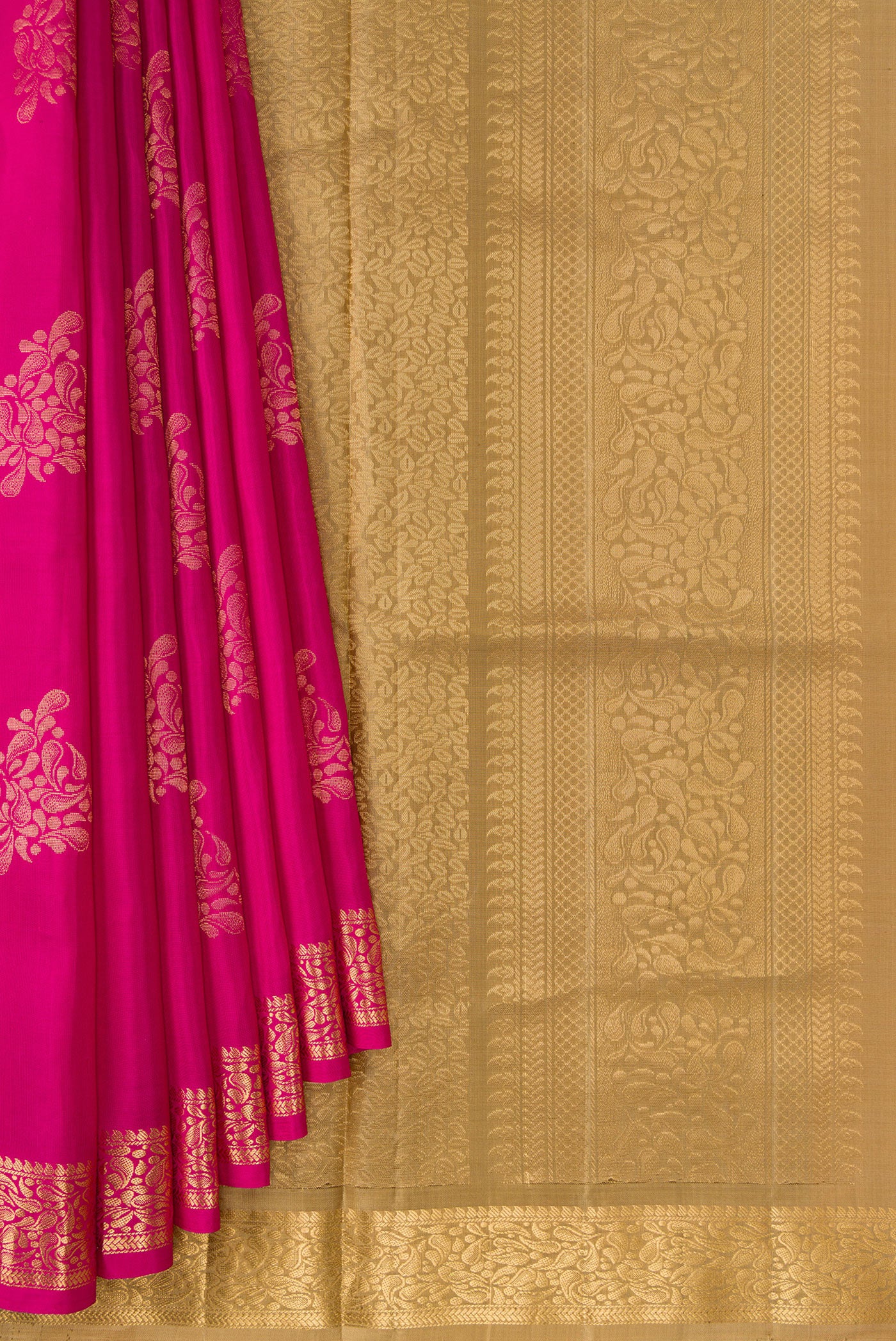 Pleats and pallu of Pink Dual Tone Soft Silk Saree with Zari Butta on the body and Zari Border. 