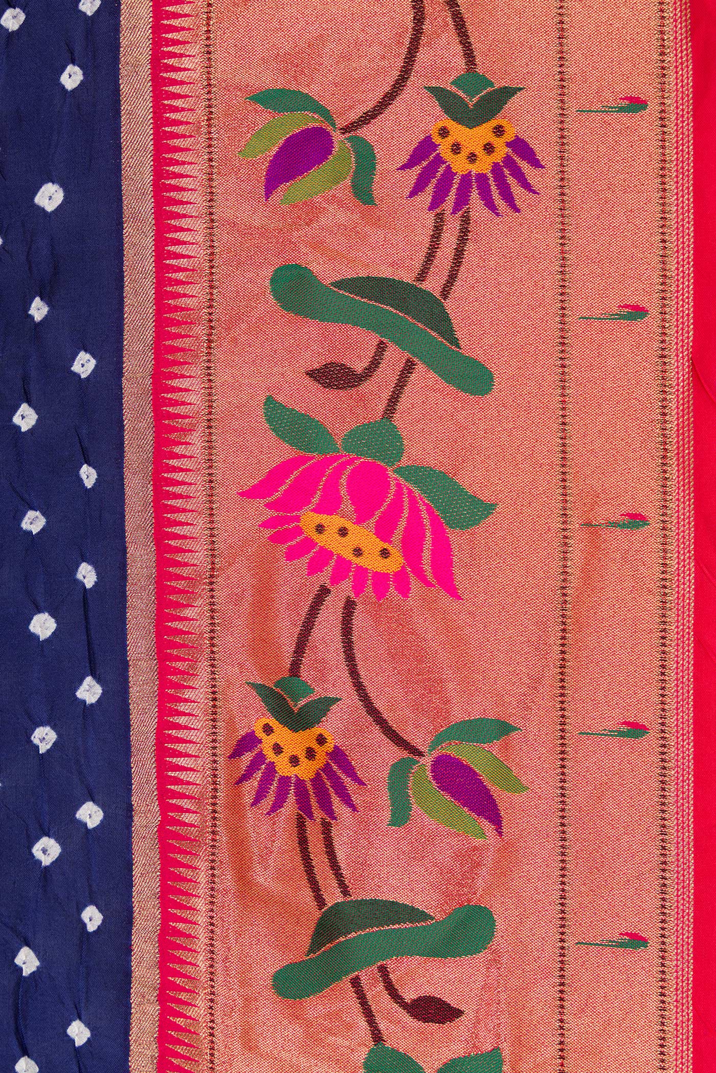 Border image of Navy Blue Dual Tone Bandhani Silk Saree with Bandhani Print on the body and Paithani Border. 