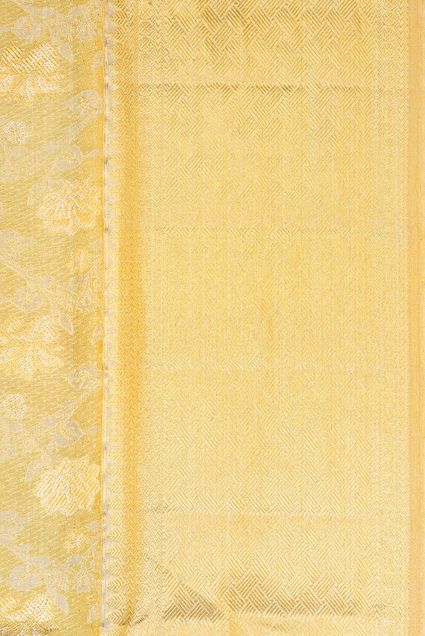 Border image of Gold Dual Tone Kanjivaram Tissue Silk Saree with Zari Brocade on the body and Zari Border. 
