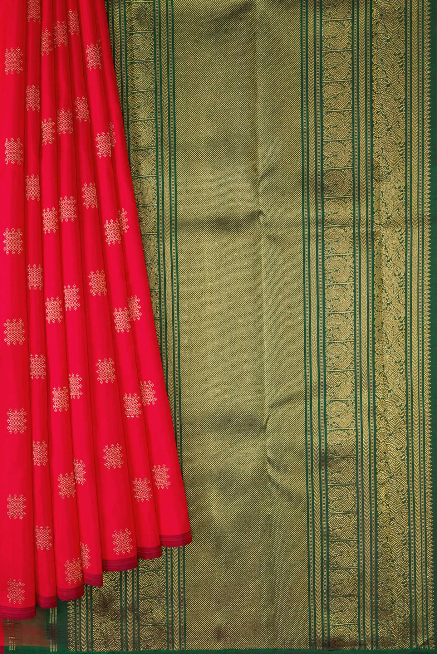 Pleats and pallu of Red Dual Tone Kanchipuram Silk Saree with Zari Butta on the body and Without Border. 