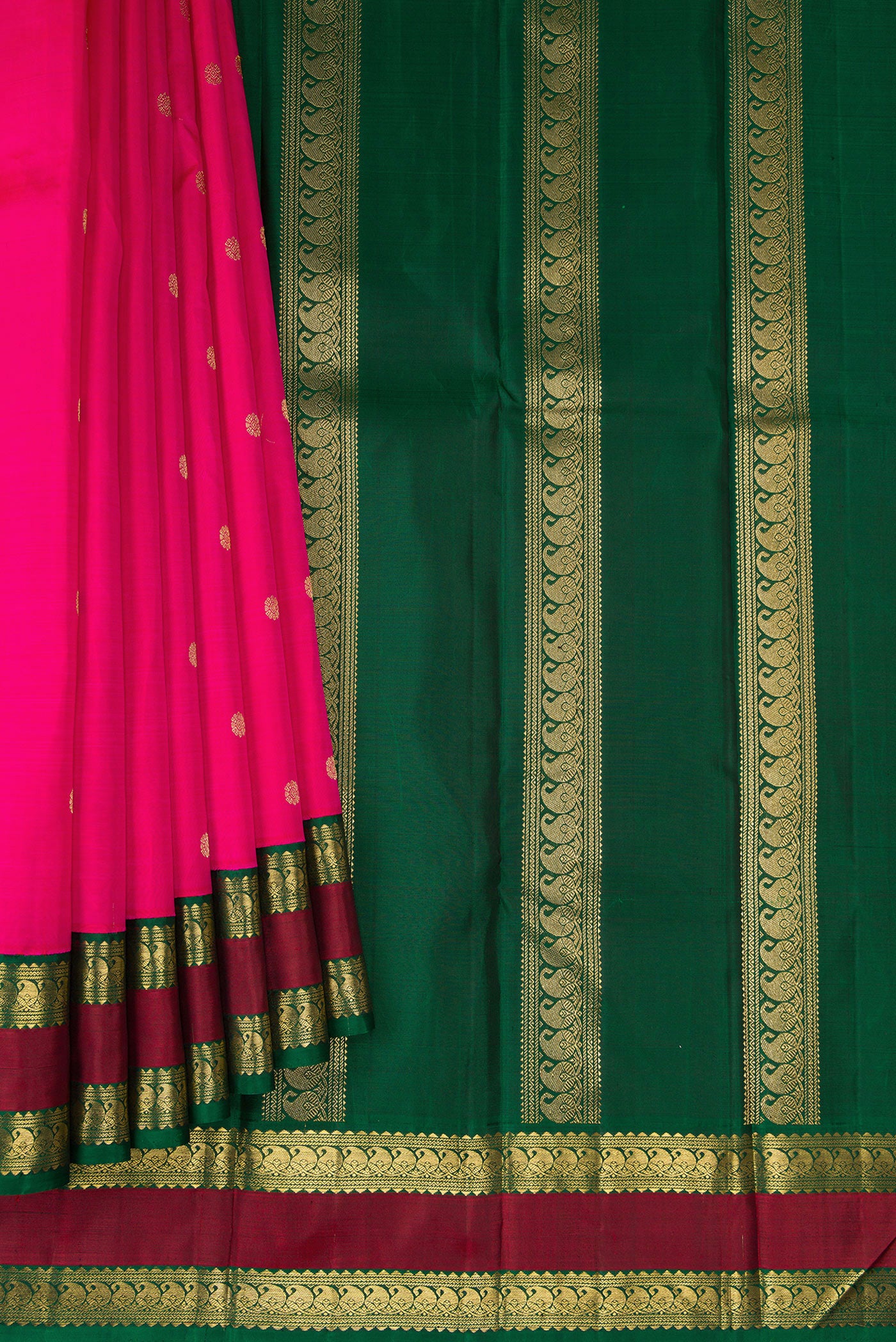 Pleats and pallu of Pure Silk Pure Zari Pink Dual Tone Kanjivaram Saree with Zari Butta on the body and Zari Border. 