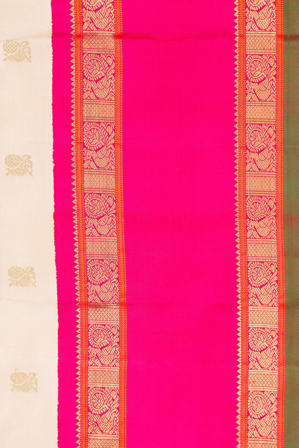 Border image of Pure Silk Pure Zari Off White Dual Tone Kanjivaram Saree with Zari Butta on the body and Zari Border. 